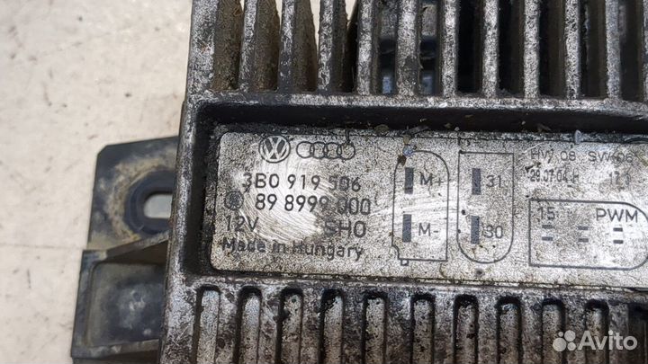 Блок управления вентиляторами Volkswagen Transporter 5, 2004