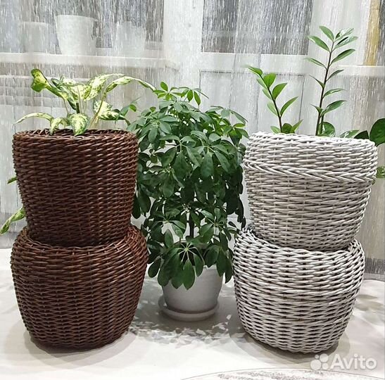 Кашпо из полиротанга