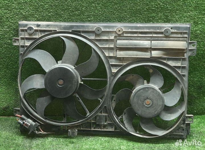 Вентилятор радиатора Audi / VW Пассат VI