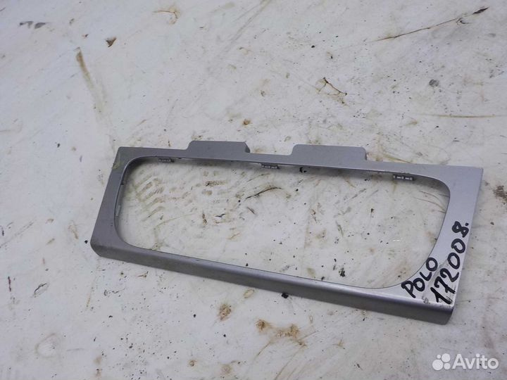 Накладка на торпеду Volkswagen Polo