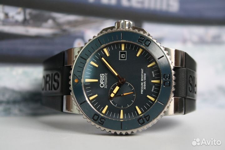 Oris Aquis Maldives Limited Edition 643 7654 7185