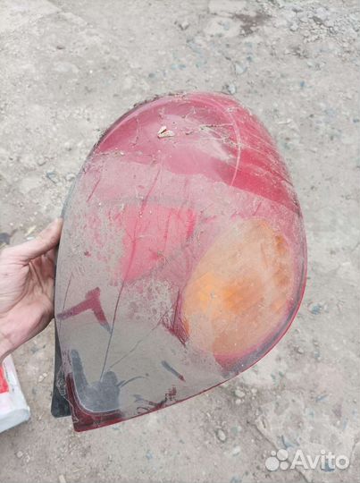 Фонарь задний toyota