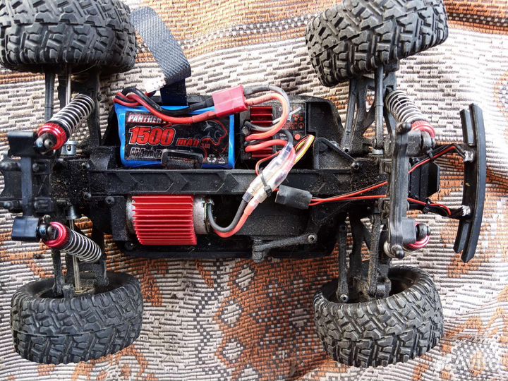 Машина на радиоуправлении