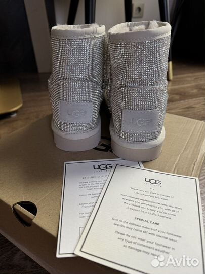 Угги Ugg женские оригинал со стразами