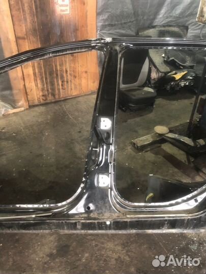 Центральная стойка правая LADA vesta SW Cross 1.8