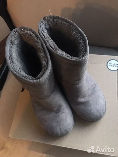 Ugg угги детские р. 33