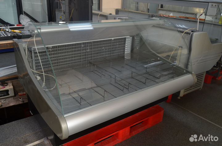 Витрина универсальная