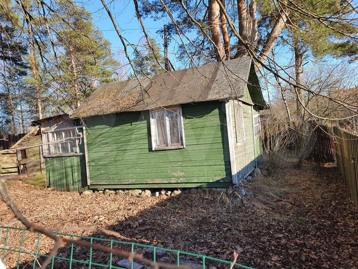 Дача 40 м² на участке 10 сот.