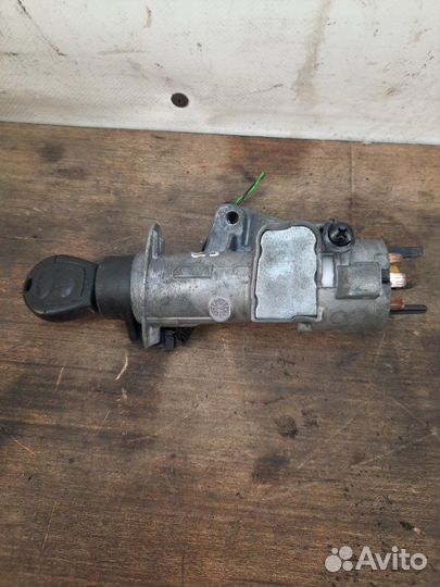 Замок зажигания Seat Leon хэтчбэк 5 дв. 1.8 AUQ