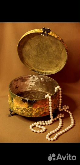 Шкатулка для украшений