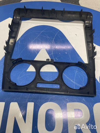 Рамка магнитолы 1U1863399 Skoda Octavia (A4) 2007