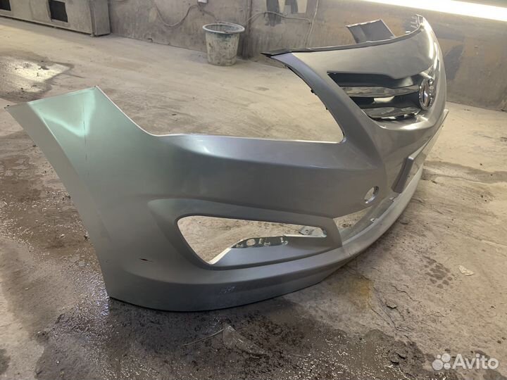 Передний бампер на Hyundai Solaris 1 рестайлинг