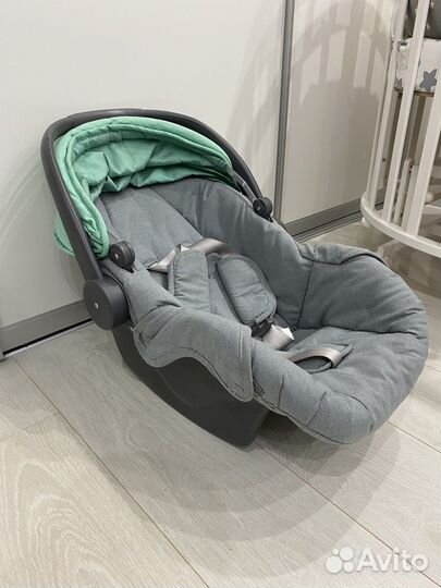 Автомобильная люлька для младенцев
