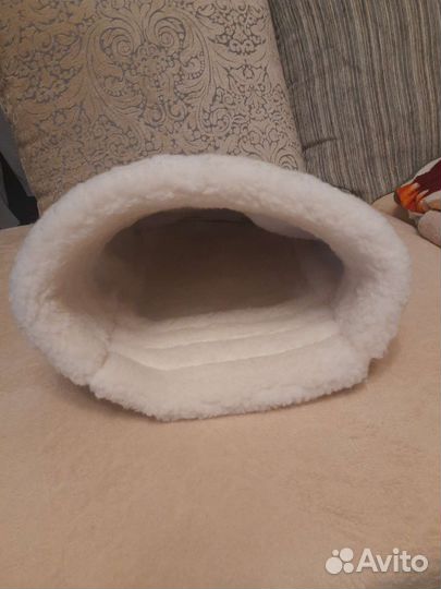 Лежанка-нора для кошек,собак новая