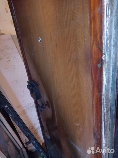 Двери металлические и межкомнатные