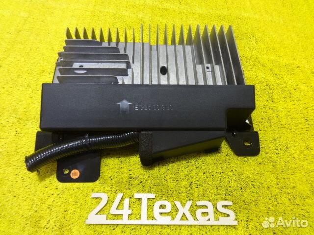 Mazda CX7 CX-7 Усилитель магнитофона Bose