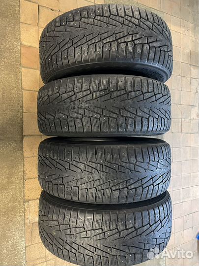 Nokian Tyres Hakkapeliitta 7 SUV 285/60 R18 116T