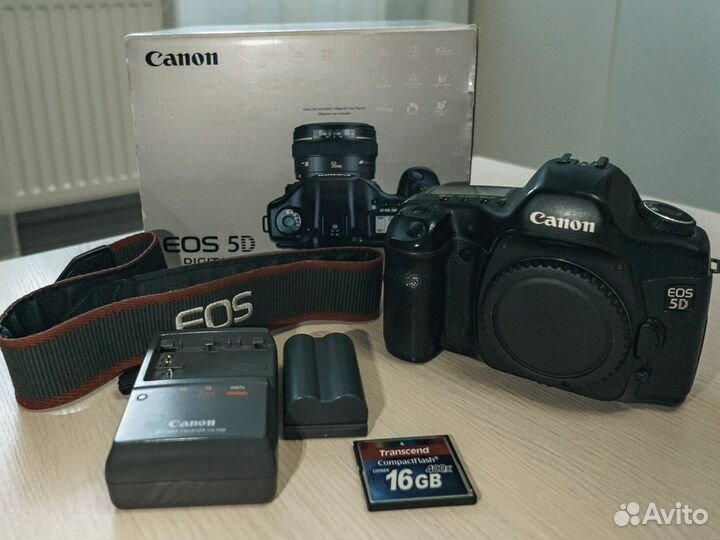 Фотоаппарат canon 5D classic
