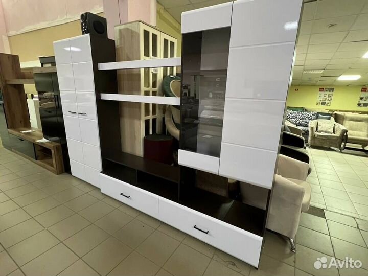 Стенка современная