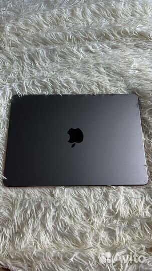 Apple MacBook air 13.6 m2 256 Gb