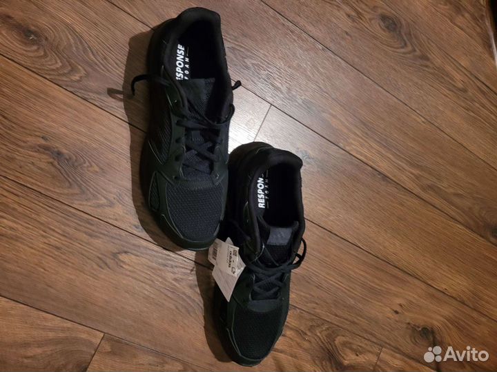 Adidas мужские кроссовки новые