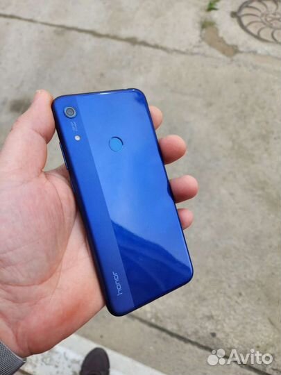Honor 8a