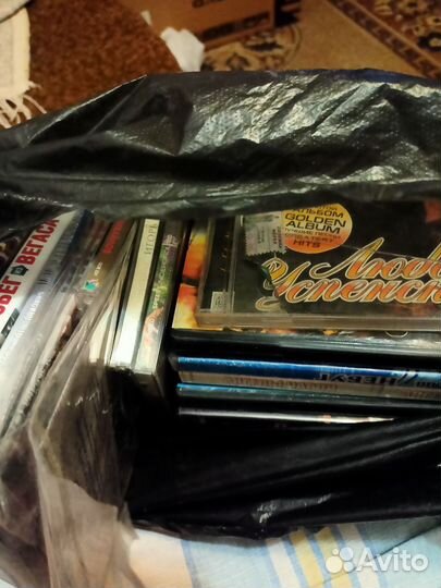 Двд диски отдам