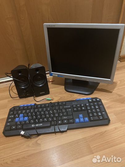 Монитор, клавиатура, колонки