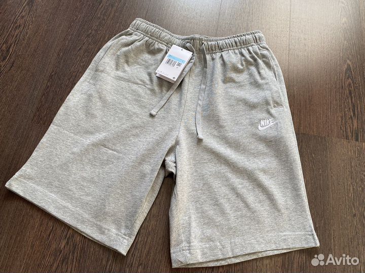 Шорты Nike