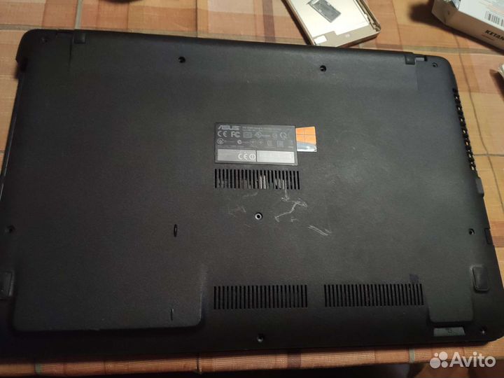 Asus X550D Разбор