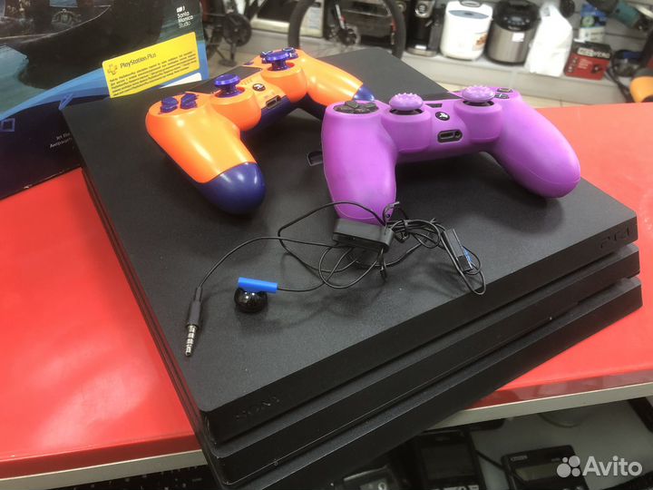Sony PS4 Pro CUH-7208B 1TB