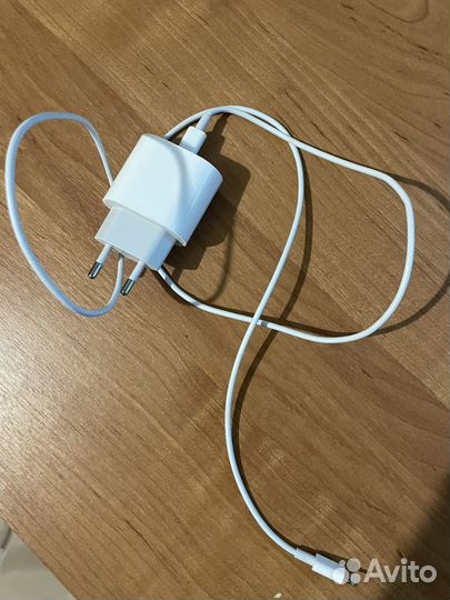 Зарядное устройство для телефона apple