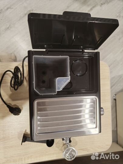 Кофемашина delonghi рожковая