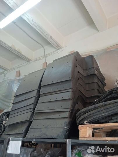 Брызговик маз левый 4370-8403271-010