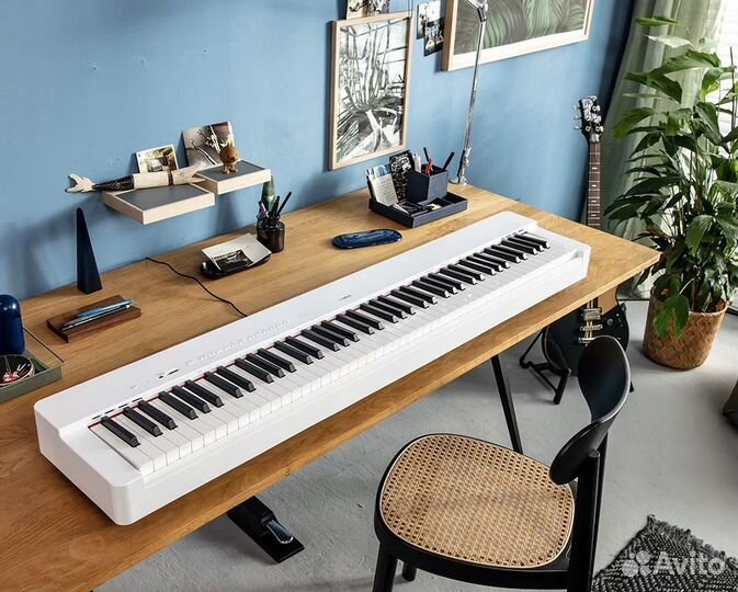 Цифровое пианино Yamaha P-225WH арт.A115