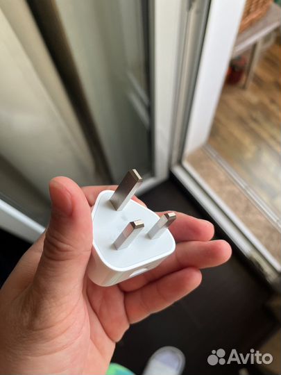 Блок от зарядки apple