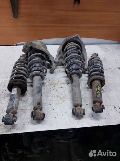 Стойка передняя Peugeot 407 Пежо 407