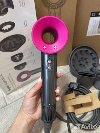 Фен Dyson Supersonic HD08 новый