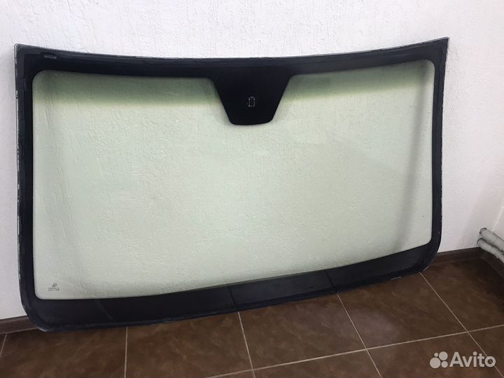 Лобовое стекло Лада Веста