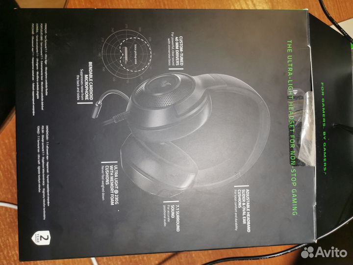 Проводные наушники с микрофоном