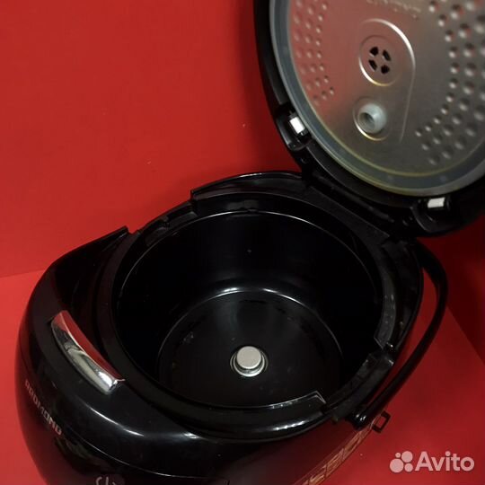 Мультиварка Redmond RMC M90 (45760)