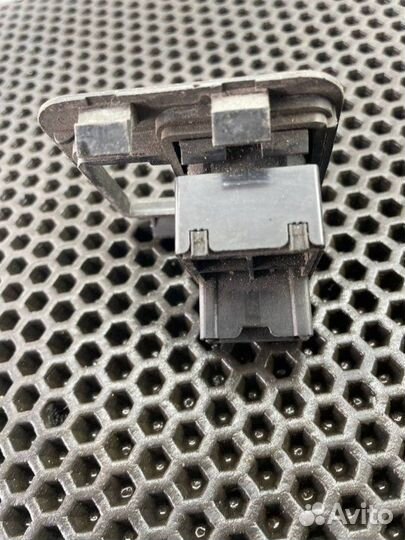 Блок управления зеркалами передний Nissan Sunny