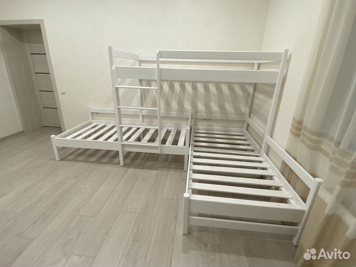 Кровать для троих