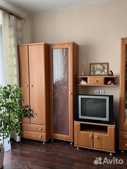 Шкаф в гостиную