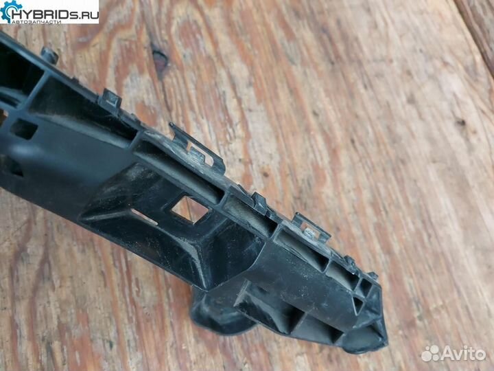 Крепление заднего бампера левое Nissan Leaf 2 ZE0