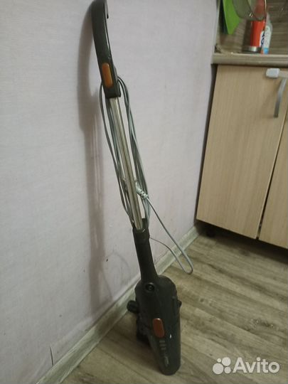 Вертикальный пылесос