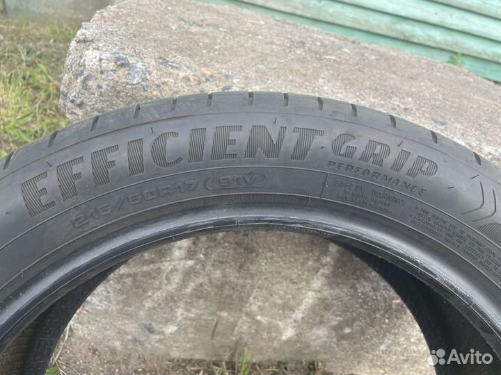 Goodyear EfficientGrip Performance 215/50 R17