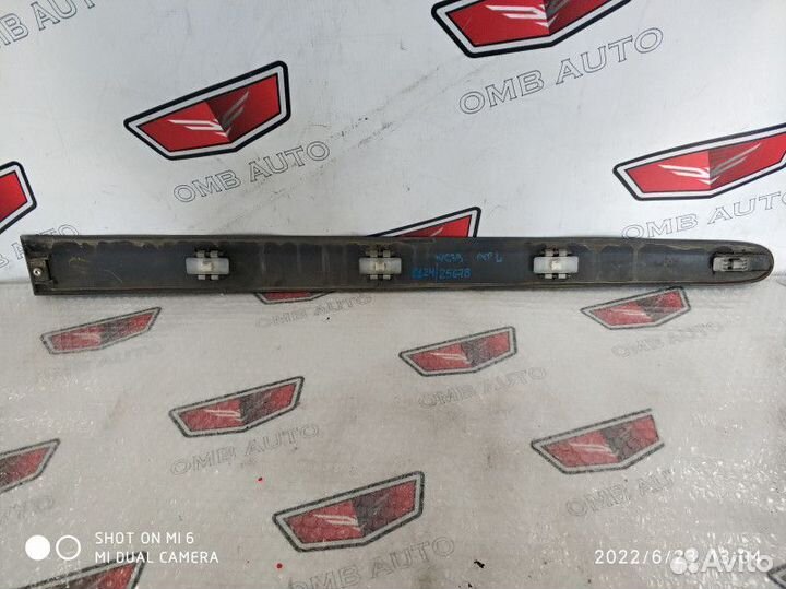 Молдинг передней левой двери Мерседес Vito W639