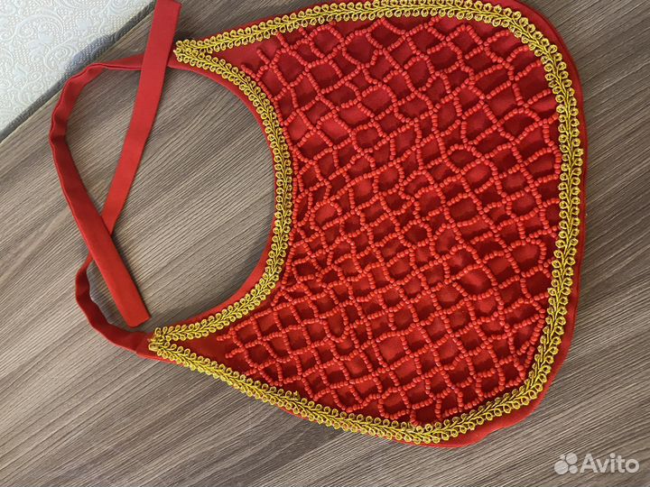 Нагрудники национальные