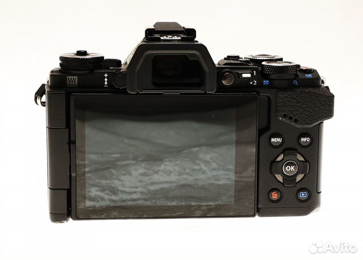 Фотоаппарат Olympus OM-D E-M5 mark II body